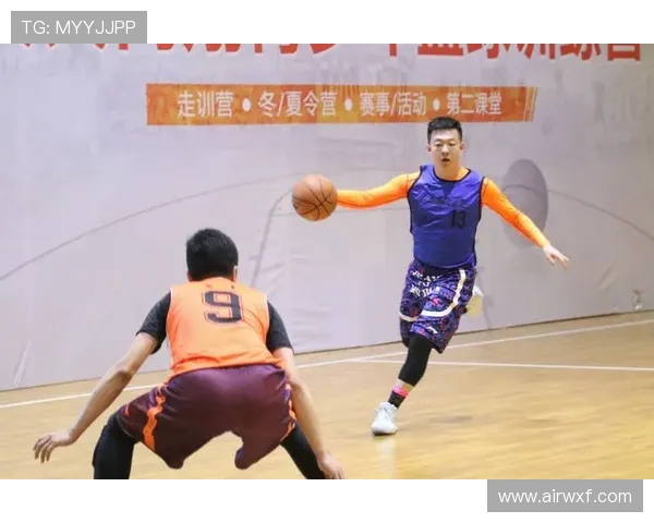 成都篮球队与重庆篮球队赛后复盘团队协作的精彩瞬间与战术分析