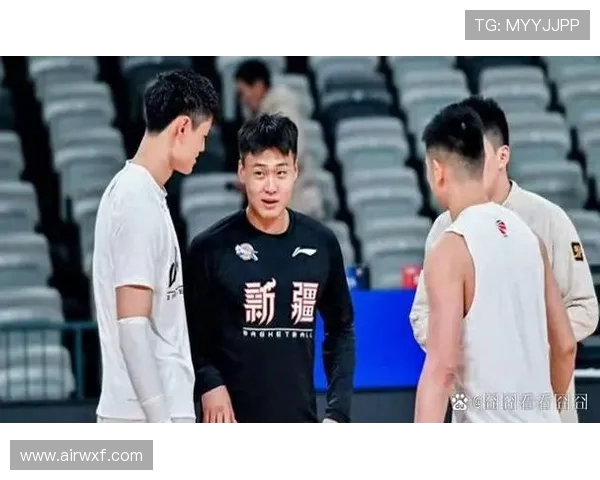 2016年CBA新疆队与广厦队激战回顾精彩瞬间与赛场亮点分析