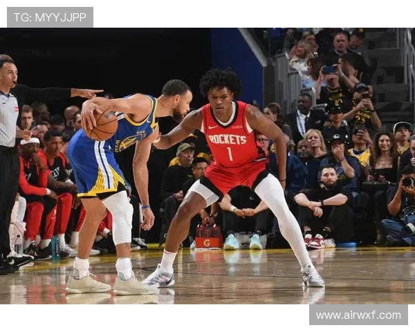 勇士与火箭常规赛对决精彩回顾及赛季展望分析