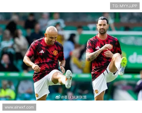 曼联传奇老将对决拜仁慕尼黑元老赛场重温经典对抗激情再现