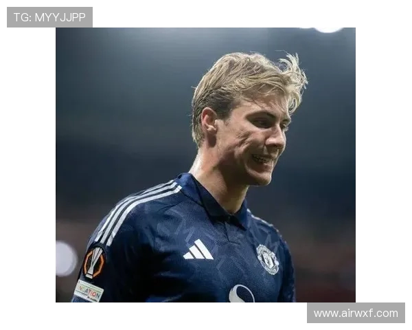 霍伊伦的传奇人生与科学探索之路：从天才少年到伟大物理学家的蜕变历程