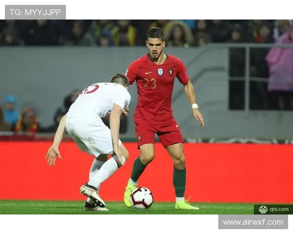 鲁本迪亚斯：从新星崛起到足坛巨星的荣耀之路