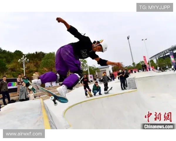 武汉滑板队的节奏与激情：一场滑板文化的深度探秘之旅